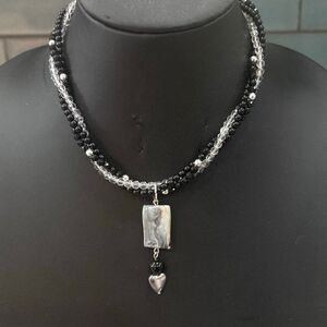 Vtg Beaded Stone Pendant Necklace 15" Black & Clear Adjustable Triple-Strand